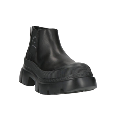 Karl Lagerfeld Trekka Max Short Black